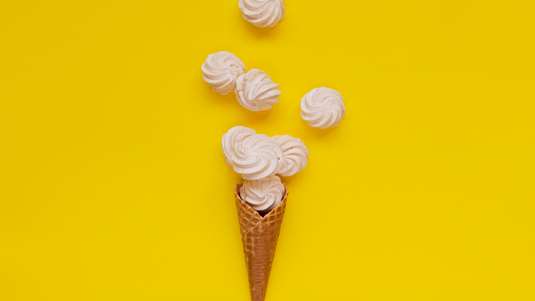 Παγωτό με Μπεζέδες