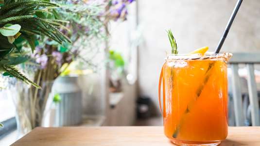 Πώς θα φτιάξεις το Rum Swizzle