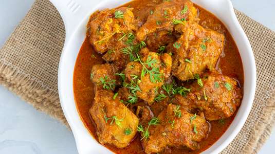 Κοτόπουλο στο Φούρνο µε Γιαούρτι