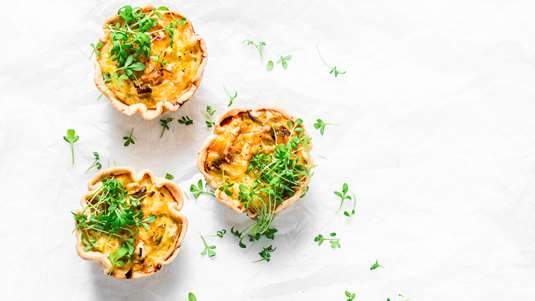 Κρεµµυδοπιτάκια Νηστίσιµα