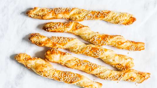 Κριτσίνια με Καρύδα