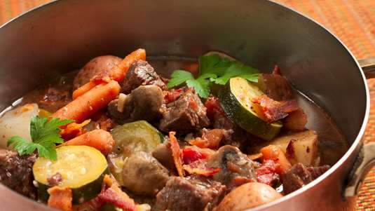 Μοσχάρι με Τρυφερά Κολοκυθάκια