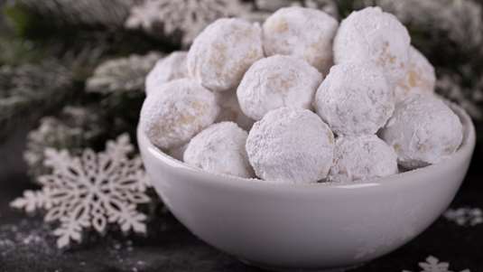 Κουραμπιέδες με Κακάο και Φουντούκι