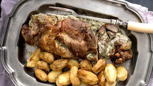 Aρνάκι με Γιαούρτι και Ρίγανη