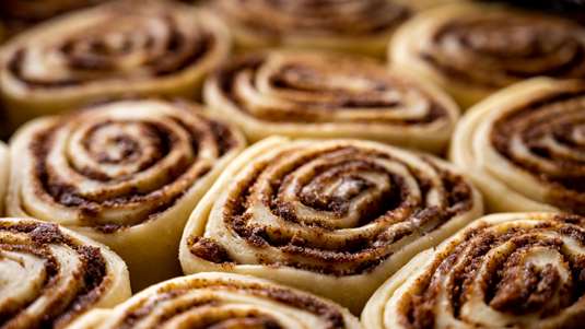 Τα πιο Εύκολα Ρολάκια Κανέλας