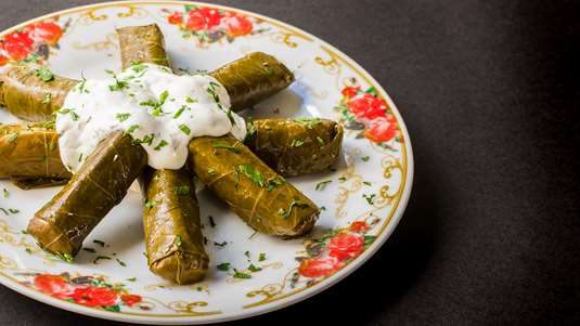 Ντολμαδάκια Γιαουρτλού με Πλιγούρι