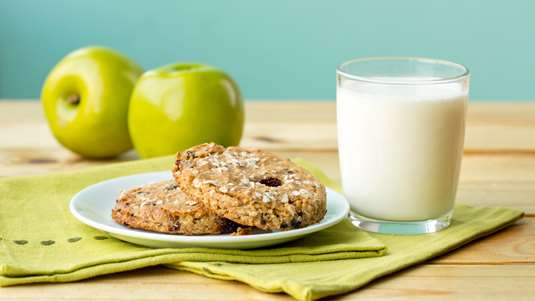 Κουλουράκια με Μέλι και Μήλο