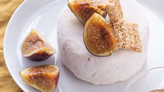 Γλυκό Ψυγείου με Σύκα και Παστέλι