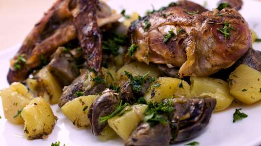 Κοτόπουλο με Αγκινάρες