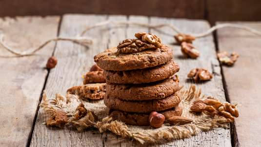 Μπισκότα με Σοκολάτα και Καρύδια