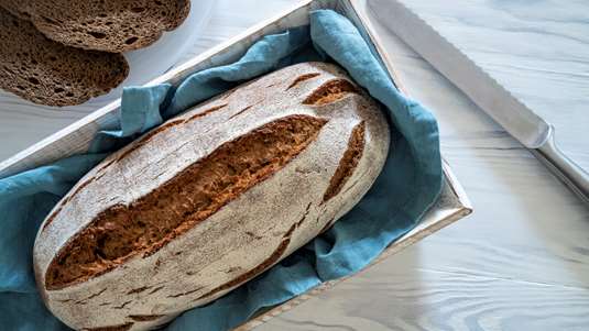 Σπιτικό Ψωμί με Τραγανή Κόρα