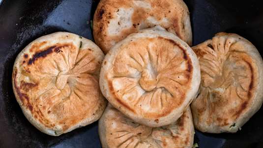 Λαχανόπιτες στο Τηγάνι