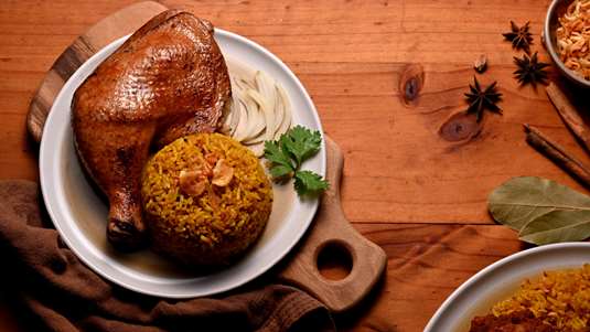 Πολίτικο Κοτόπουλο με Πιλάφι