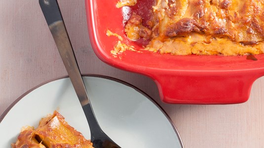 Κανελόνια με Λευκά Τυριά και Φρέσκα Αρωματικά