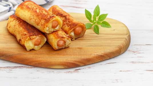 Λουκανικοπιτάκια με Υπέροχη Ζύμη