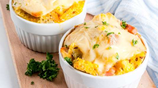 Σουφλέ με Κολοκυθάκια και Ζαμπόν Γαλοπούλας