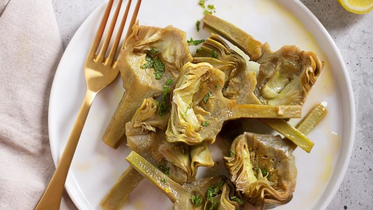 Αγκινάρες με Ταχίνι