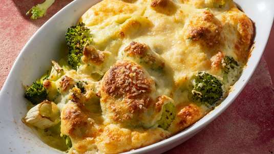 Σουφλέ με Μπρόκολο και Τυριά