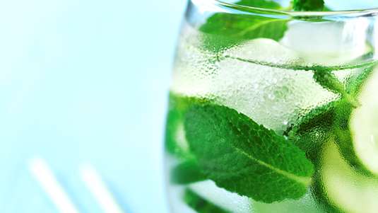 Λικέρ από Φύλλα Δάφνης