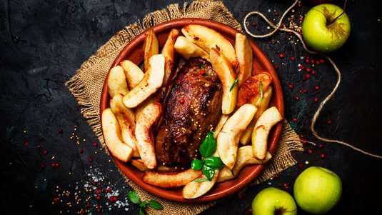 Χοιρινό Κυδωνάτο στη Γάστρα