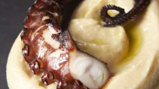 Φάβα με Μπαλσάμικο και Χταπόδι Ψητό