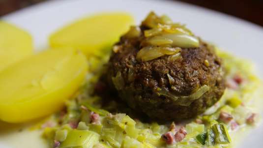 Χοιρινά Κεφτεδάκια με Πράσο