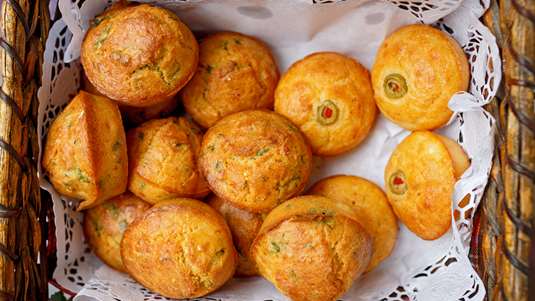 Κεκάκια με Ελιές