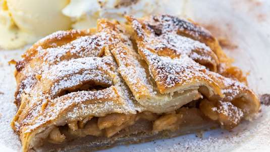 Στρούντελ με Σοκολάτα και Μήλα