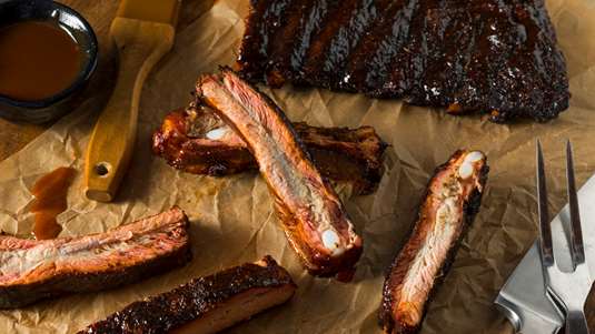 Χοιρινά Παϊδάκια St Louis Style