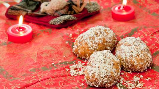 Γεμιστά Μελομακάρονα