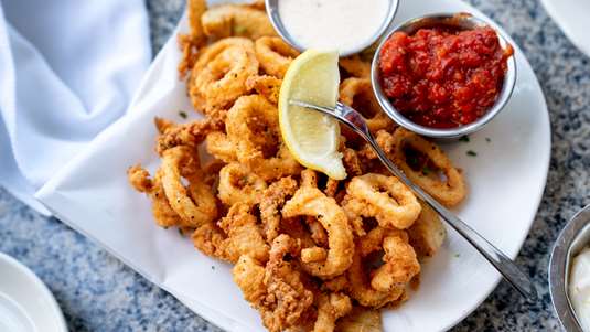 Καλαμαράκια Τηγανιά