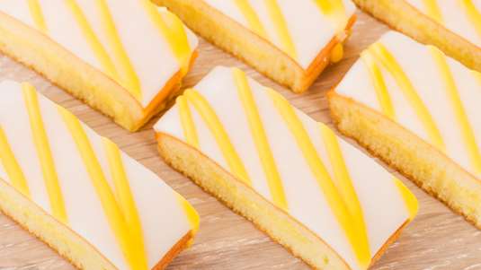 Κορμός με Λεμόνι