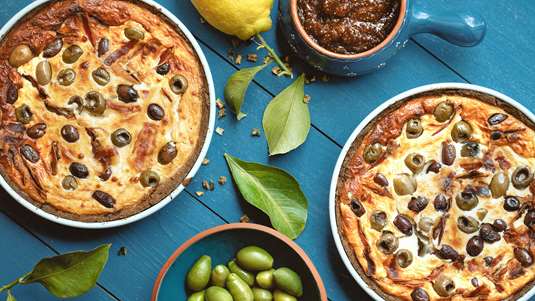 Ελιόπιτα µε Πορτοκάλι