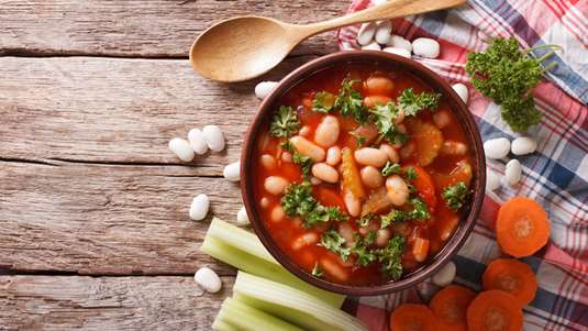 Φασολάδα Μεθυσμένη