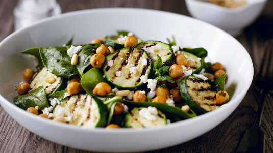 Ρεβίθια με Κολοκυθάκια