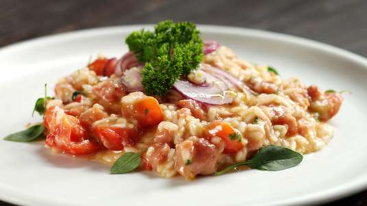 Ντοματόρυζο στο Φούρνο