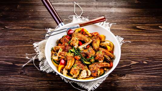 Κοτόπουλο με Πιπεριές και Φέτα