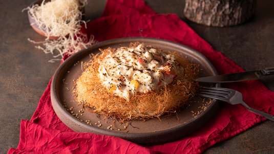 Κανταΐφόπιτα με Κιμά και Ξηρούς Καρπούς