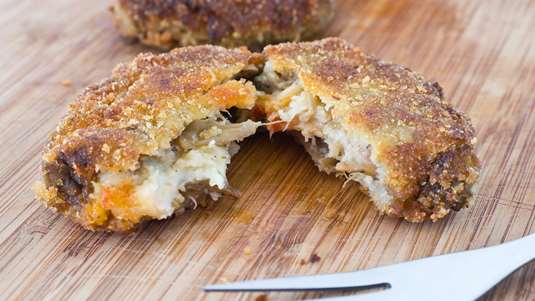 Μπιφτέκια Γεμιστά με Μελιτζάνες