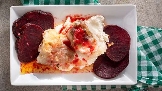 Μπακαλιάρος με Πορτοκαλένια Παντζάρια και Σκορδαλιά με Σαφράν