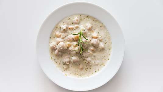 Σούπα με Γιαούρτι και Πλιγούρι