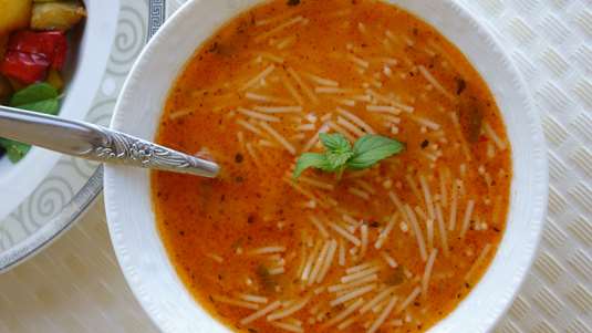 Φιδές με Ντομάτα