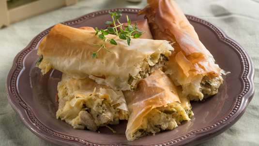 Πίτες Ρολό με Μανιτάρια και Παρμεζάνα