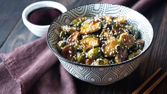 Λαχανάκια Βρυξελλών με Σάλτσα Kung Pao