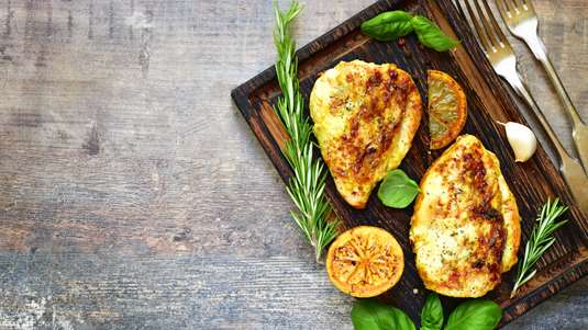 Ψητό Κοτόπουλο με Δενδρολίβανο