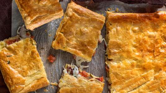 Ππικάντικη Παστουρμαδόπιτα