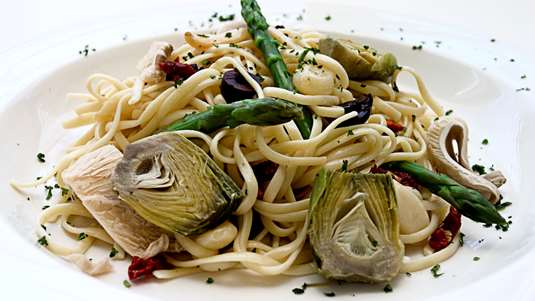 Μακαρόνια με Αγκινάρες