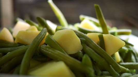 Φασολάκια με Πατάτες