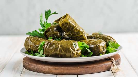 Λαχανοντολμάδες με Θαλασσινά