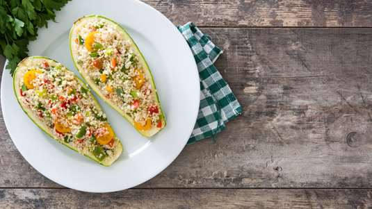 Koλοκυθάκια Γεμιστά με Τραχανά και Μελιτζάνες